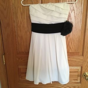 Speechless Brand Strapless Dress - Size Small